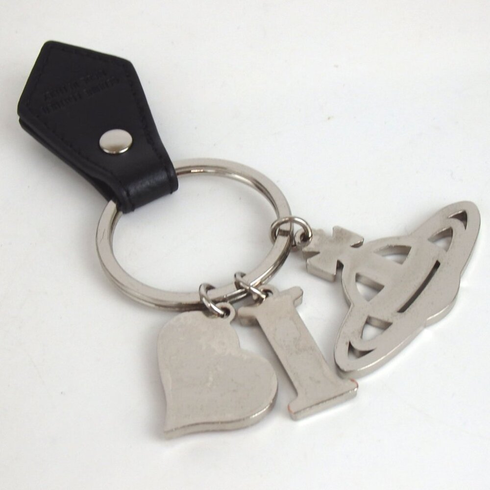 Authentic Vivienne Westwood Orb heart key ring metal [Used] - Picture 3 of 10